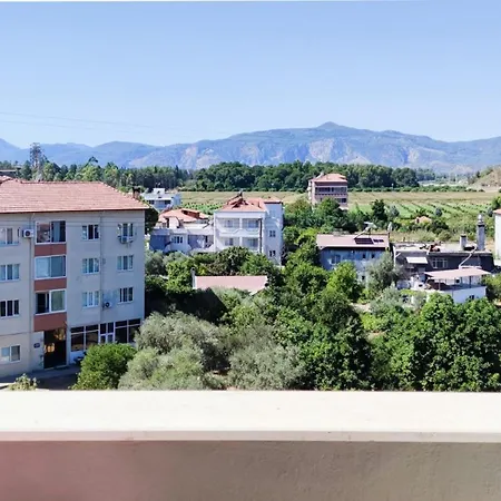 דירה Flat With Shared Pool And Balcony In *